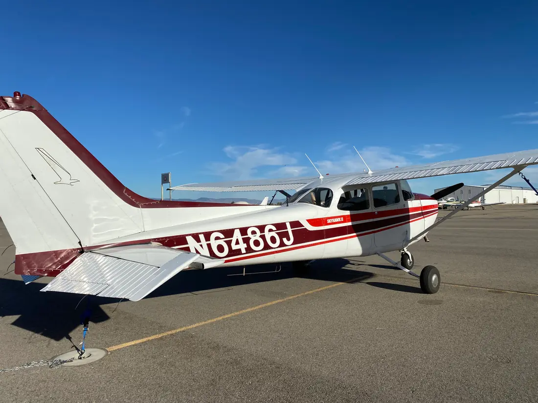 Cessna 172N Skyhawk N6486J at Emmett Municipal Airport